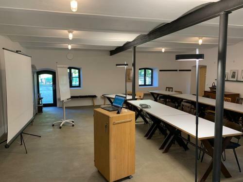 Veranstaltungszentrum Pr�hm�hle Mit Schlafpl�tzen