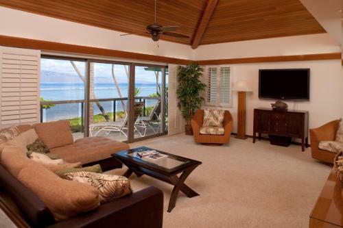 Puunoa Beach Estates