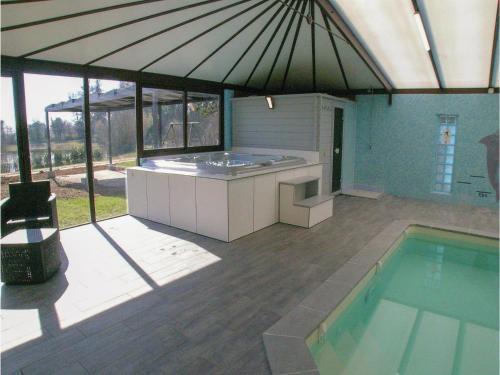 Holiday Home Le Champ St. Pere Le Bois Merlet