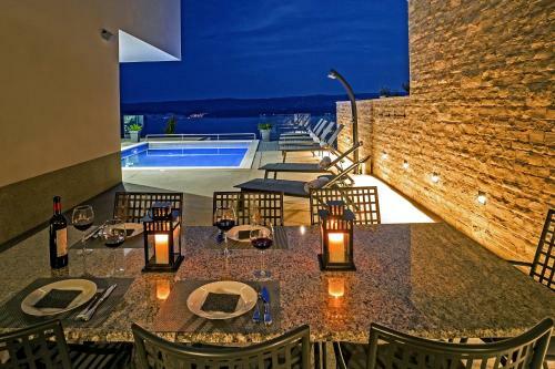 Villa Dispet With Heated Pool, Jacuzzi, Sauna And Cinema