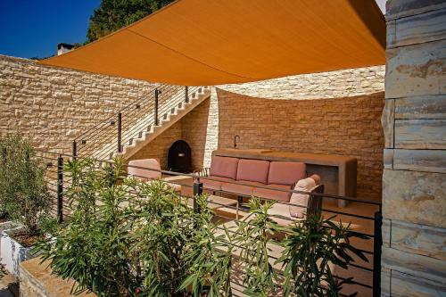 Villa Gust With Heated Pool, Jacuzzi, Sauna And Cinema