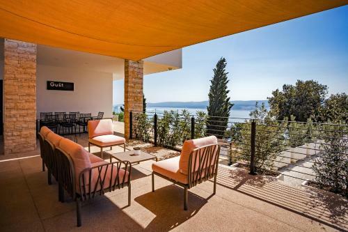 Villa Gust With Heated Pool, Jacuzzi, Sauna And Cinema