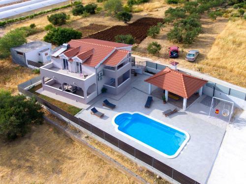 Villa San
