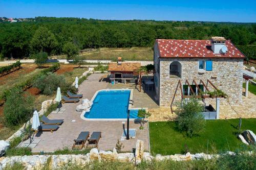 Villa Relax House Surrounded By Olives And Vineyard