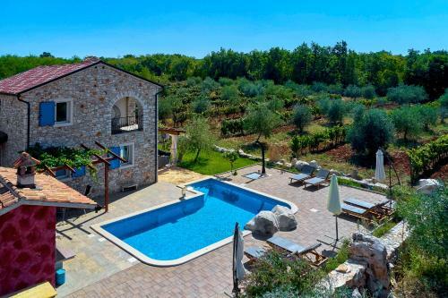 Villa Relax House Surrounded By Olives And Vineyard