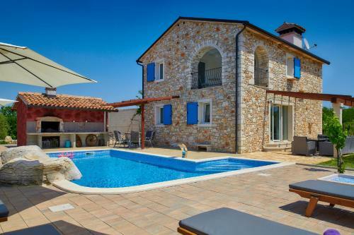 Villa Relax House Surrounded By Olives And Vineyard