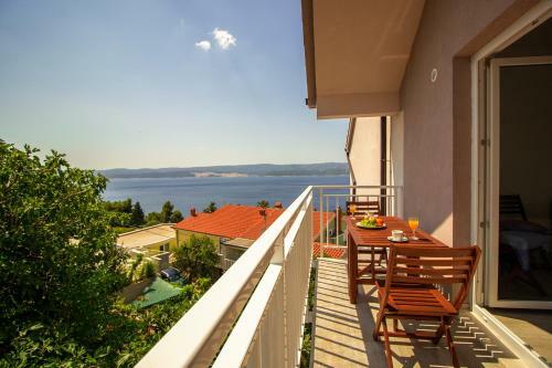 Hostal Apartments Zina