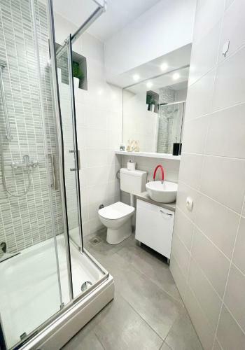 Villa Sol - With Private Pool And 30m From The Sea
