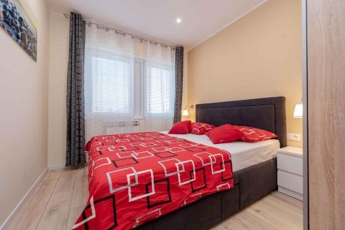Apartments In Sukosan/zadar Riviera 7897