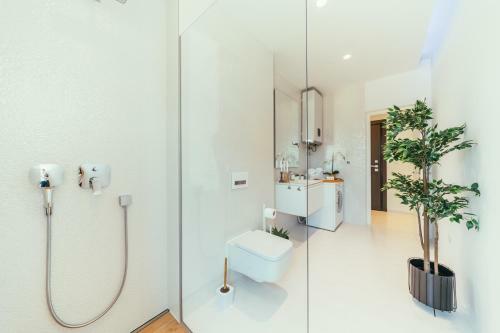 Unique Luxury Designers Apartment Right Next To The Beach