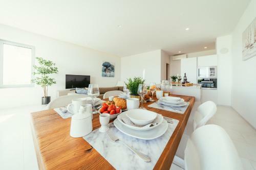 Unique Luxury Designers Apartment Right Next To The Beach