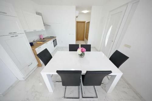 Apartmani Vlado Mitar