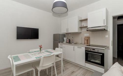 Apartments Happy