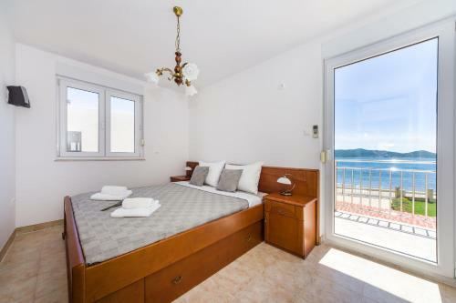 Holiday Home Sunshine