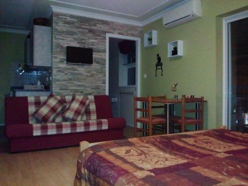 Hostal Guest House Karlo