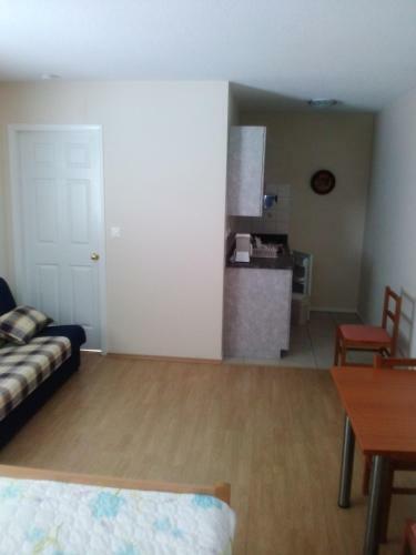 Hostal Guest House Karlo