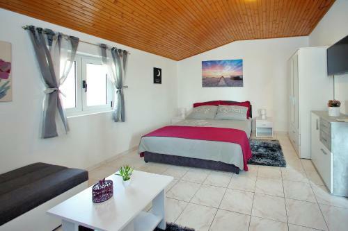 Apartmani Vera