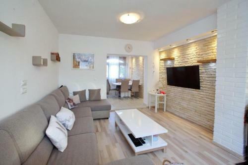 Francesca Apartment