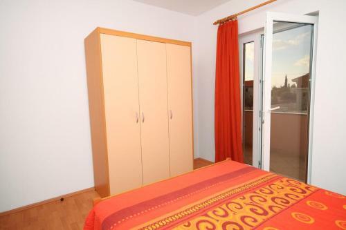 Apartments By The Sea Vrsi - Mulo, Zadar - 5860