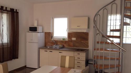 Apartments By The Sea Nin, Zadar - 13172