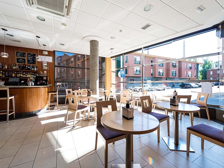 Hotel Infantas De Le�n