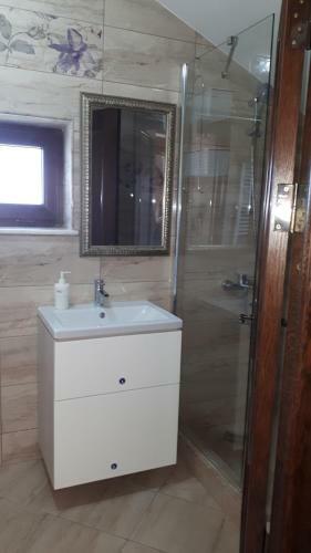 Hostal Vila "livia"