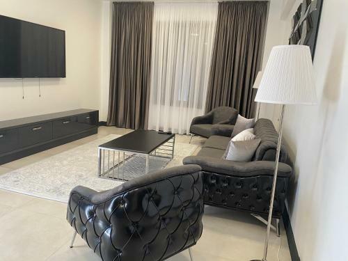 Enjoy Life Apartments