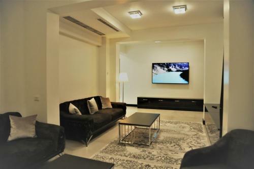 Enjoy Life Apartments