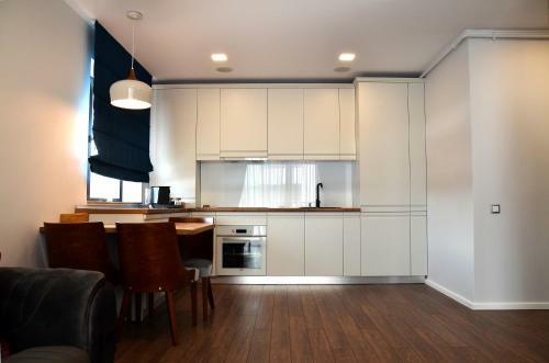 Natalia Apartments