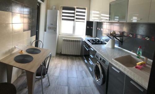 Apartament Modern T�rgovi?te �n Regim Hotelier