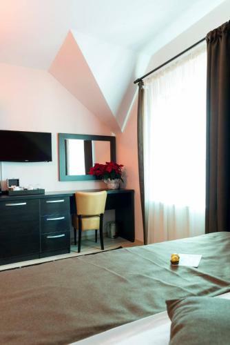 Hotel Pridvorul Haiducilor