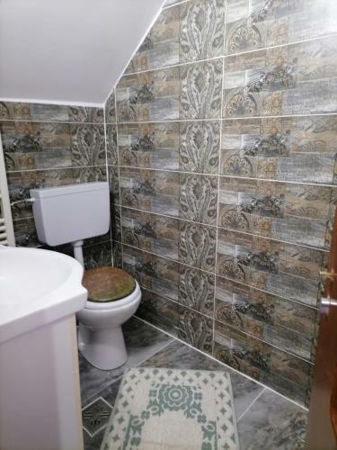 Casa Romani?a