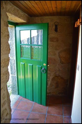 Castelo Cottages II