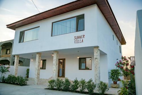 Hostal Summer Villa