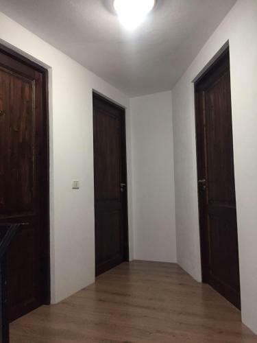 Villa C?su?a La Poalele Dealului