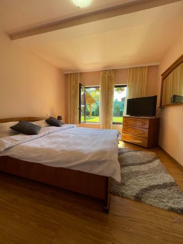 Hostal Gama Restaurant Cazare