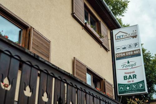 Hostal Zet House