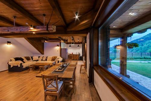 Lodge Avalanche Plaiul Foii