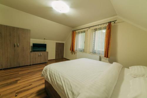 Villa Gold House