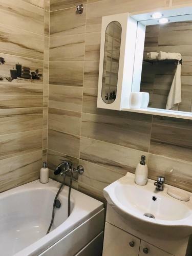Apartamento Piatra Craiului Residence Z?rne?ti