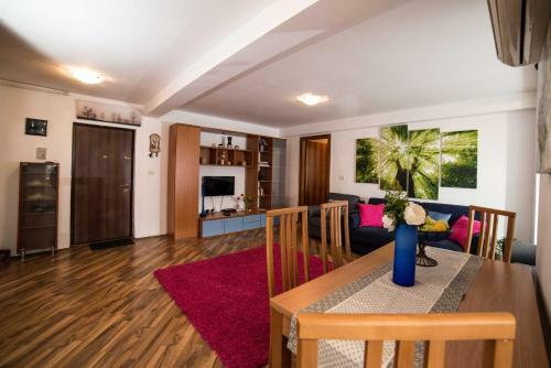 Rox Central Apartments