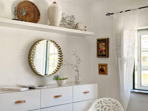 Stylish 3 Bedroom Apartment Close To The Beach