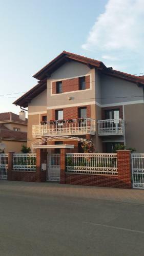 Enjoy Apartment