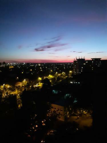 Skyline Central Apartment