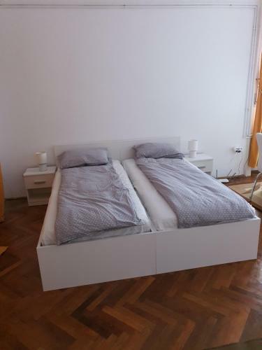 Apartament Enescu