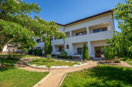 Hostal Vila Cataleya