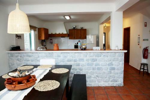 Mosteiros Vineyard House