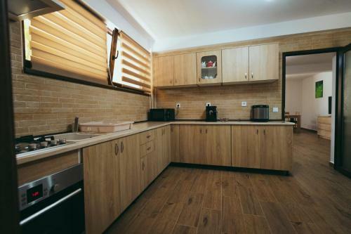 Hostal Pensiunea Bianca
