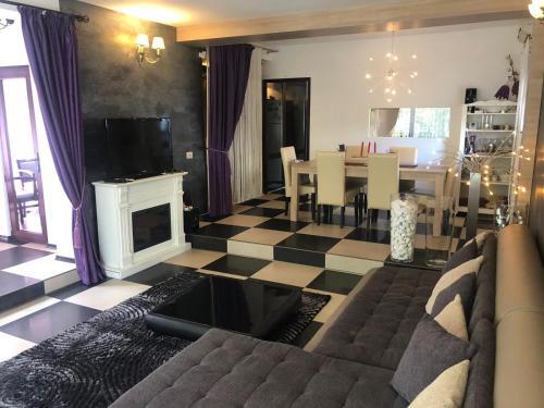 Villa Hugo's House
