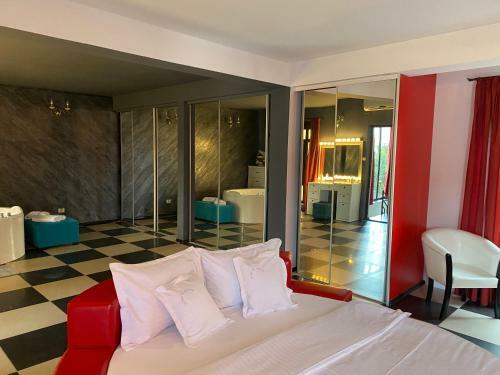Villa Hugo's House